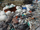 Photo:Large quantities of garbage flow to a specific area repeatedly2